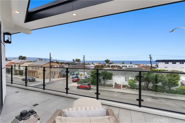$9,150,000 | 2141 Circle Drive, Hermosa Beach, CA 90254