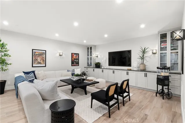 $9,150,000 | 2141 Circle Drive, Hermosa Beach, CA 90254