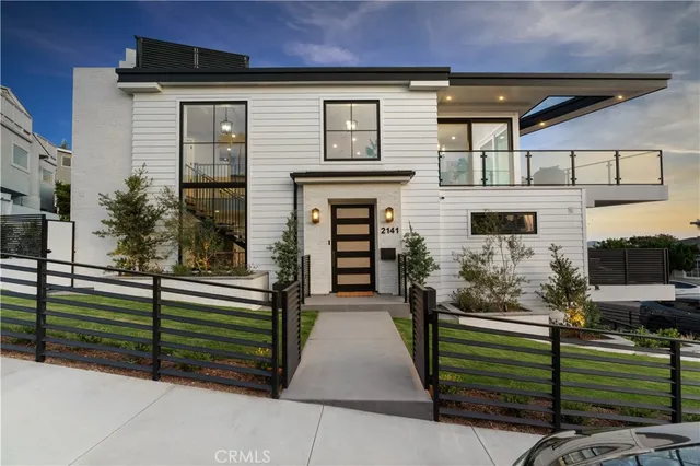 $9,150,000 | 2141 Circle Drive, Hermosa Beach, CA 90254