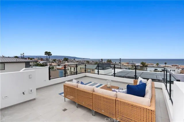 $9,150,000 | 2141 Circle Drive, Hermosa Beach, CA 90254