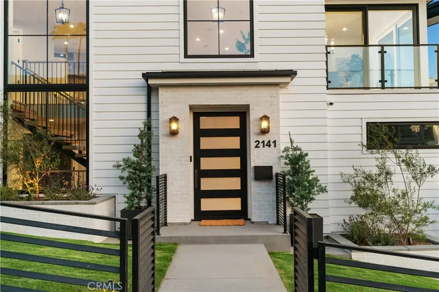 $9,150,000 | 2141 Circle Drive, Hermosa Beach, CA 90254
