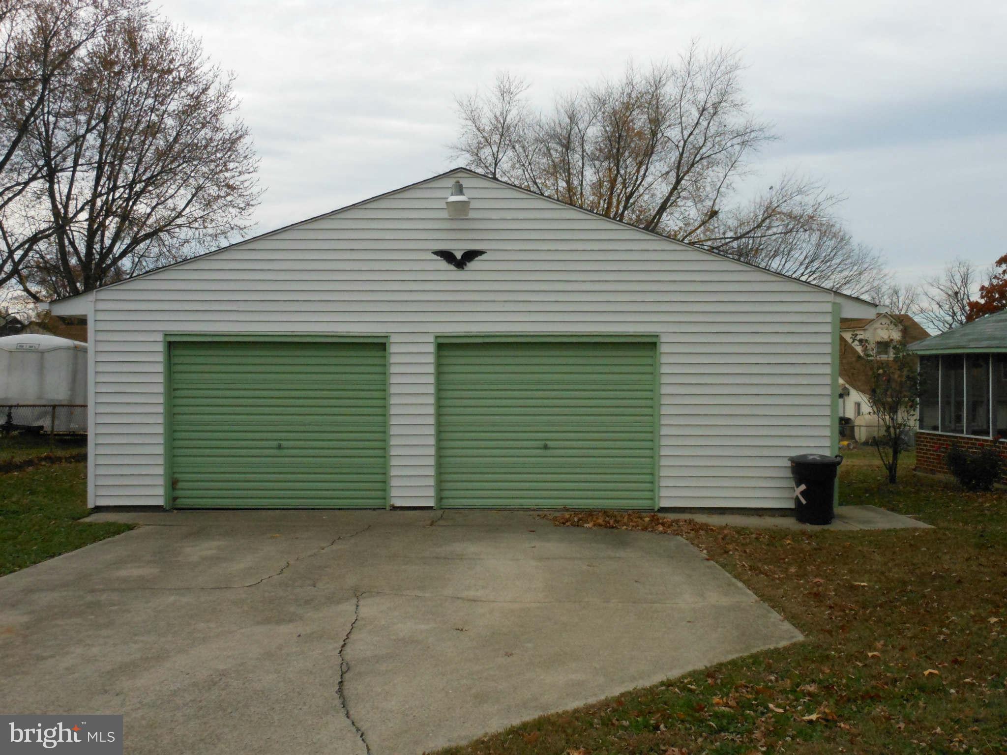 905 Oakleigh Beach Road Baltimore, MD 21222 - Photo 24 of 30 Exterior (Rear)