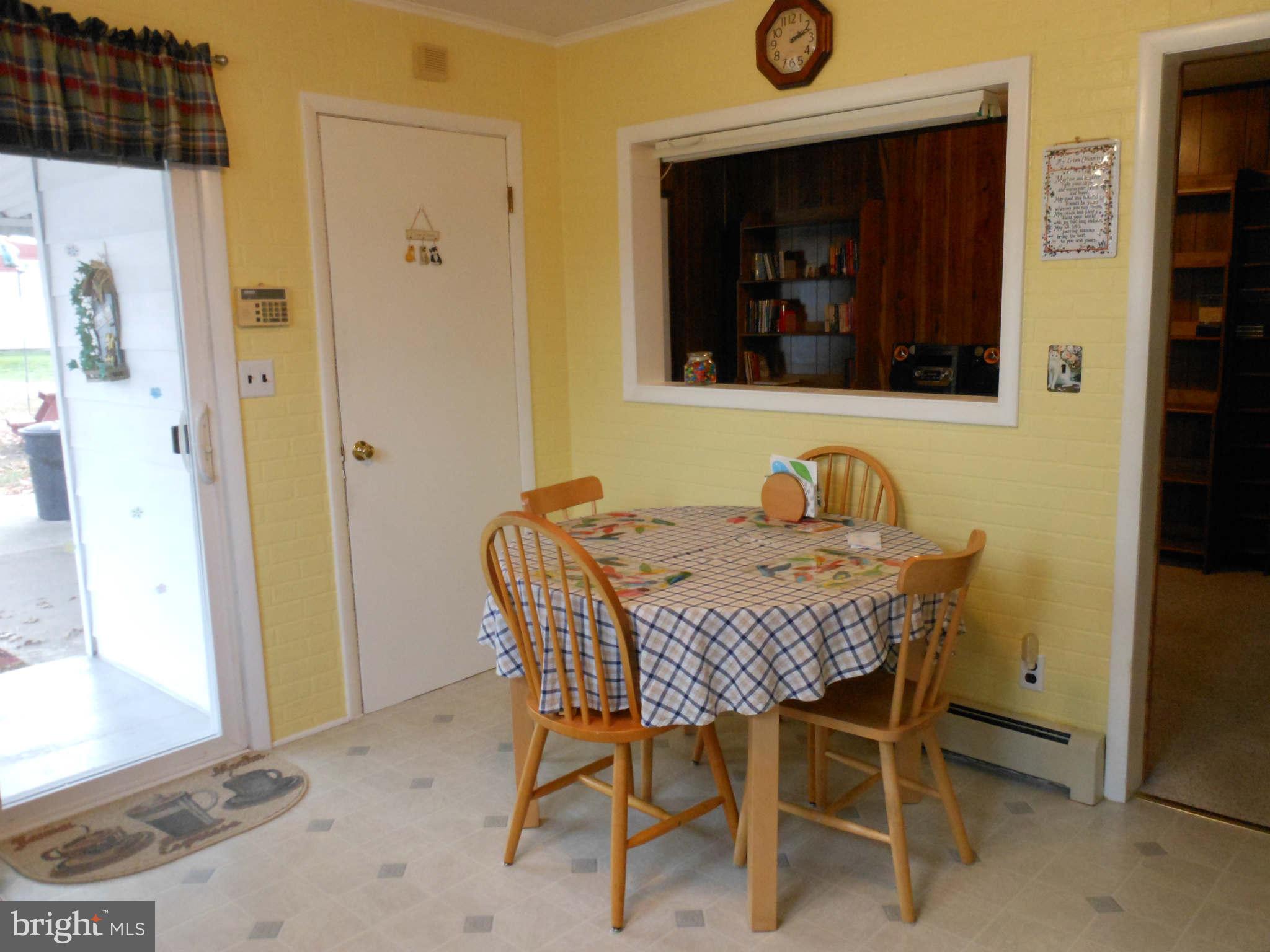 905 Oakleigh Beach Road Baltimore, MD 21222 - Photo 9 of 30 Kitchen