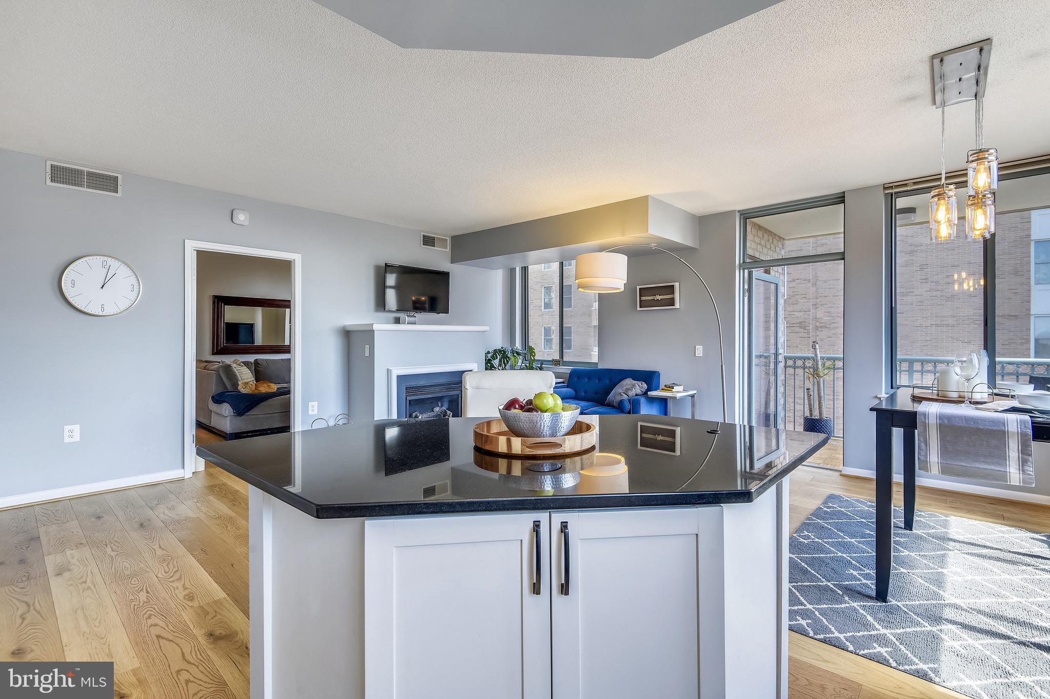 851 North Glebe Road, Unit 1505 Arlington, VA 22203 - Photo 10 of 85 Kitchen w/ Island and Granite