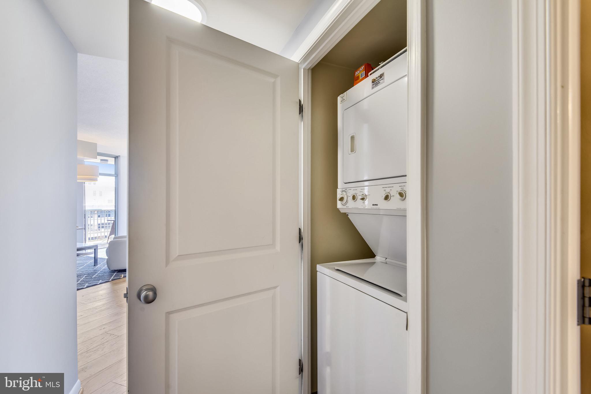 851 North Glebe Road, Unit 1505 Arlington, VA 22203 - Photo 26 of 85 Stackable Washer and Dryer