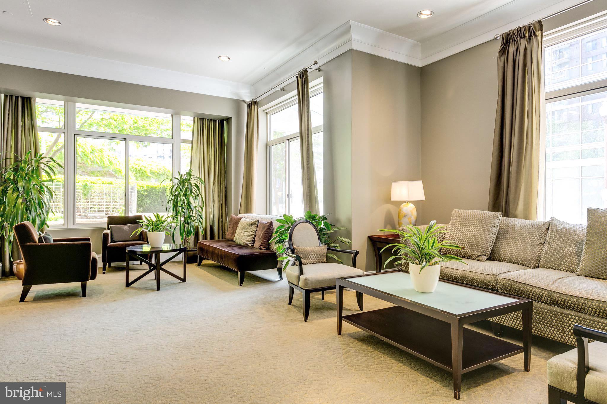 851 North Glebe Road, Unit 1505 Arlington, VA 22203 - Photo 36 of 85 Lobby Seating Area