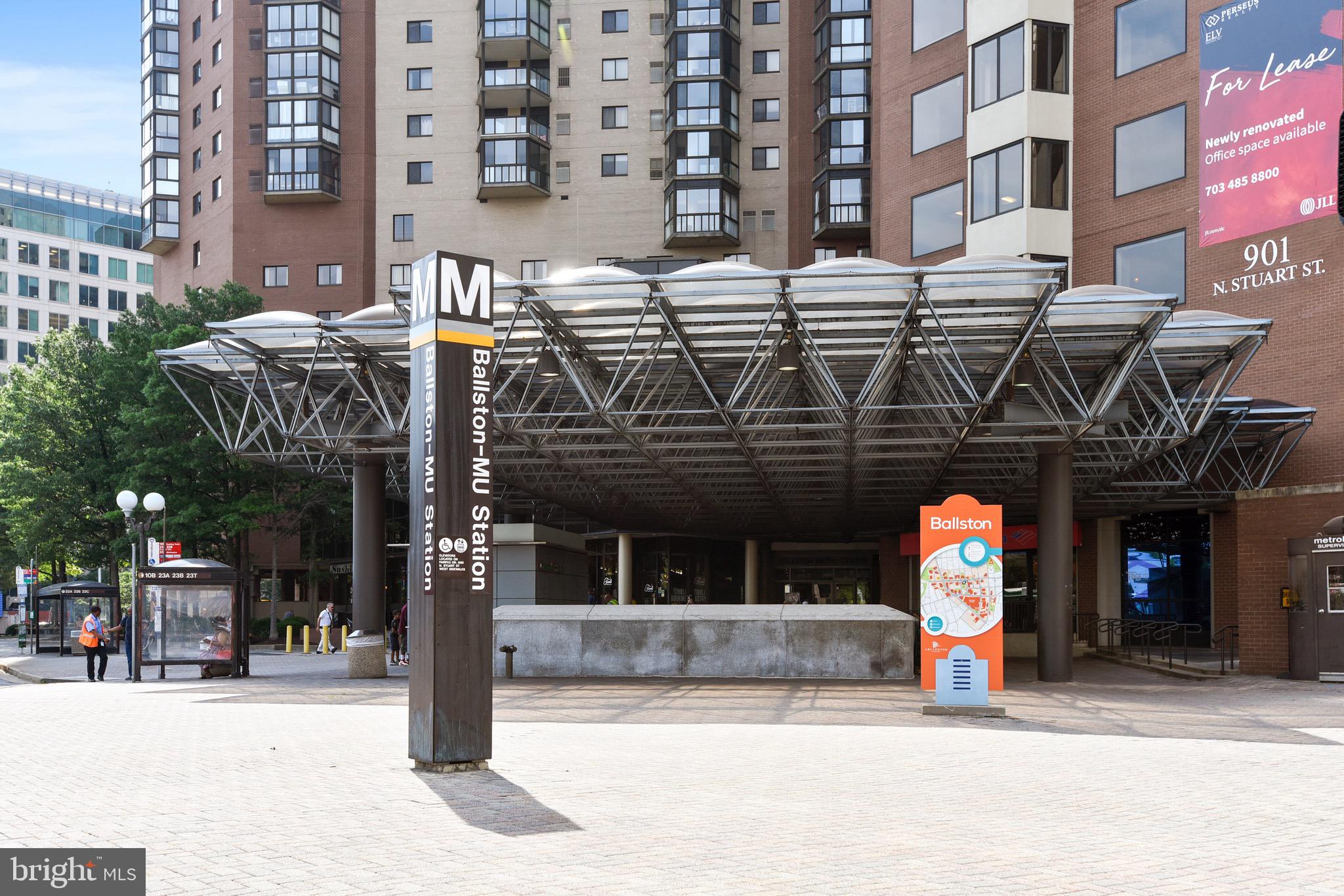 851 North Glebe Road, Unit 1505 Arlington, VA 22203 - Photo 65 of 85 Ballston Orange and Silver Line Metro Station