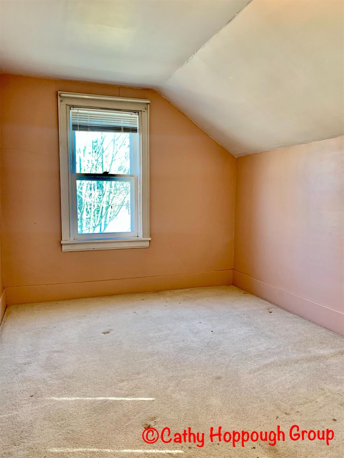 437 Rice Street Ionia, MI 48846 - Photo 11 of 20 959108CE-2B3F-4294-B2B7-61E39EBEF55D