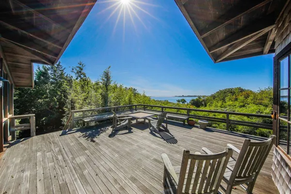 $195,000 | 132 South Briar Patch Road, East Hampton, NY 11937