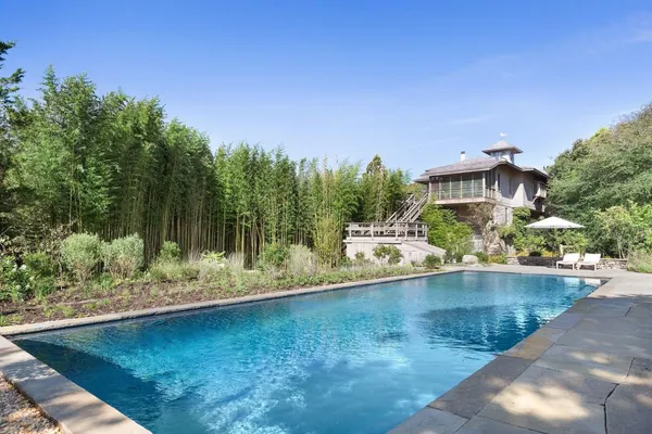 $195,000 | 132 South Briar Patch Road, East Hampton, NY 11937