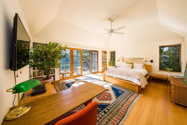 $195,000 | 132 South Briar Patch Road, East Hampton, NY 11937