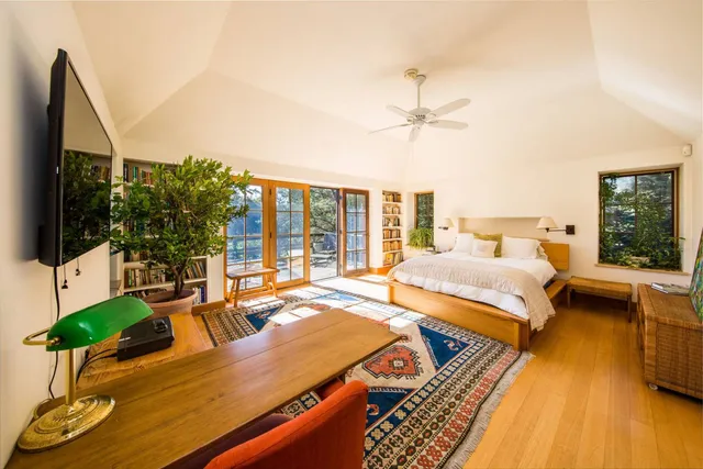 $195,000 | 132 South Briar Patch Road, East Hampton, NY 11937