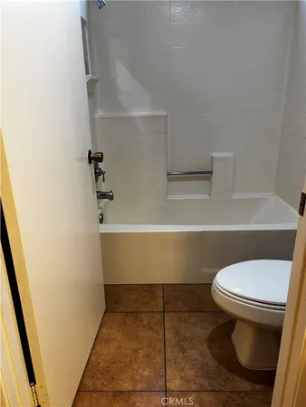 $2,800 | 12533 Loma Verde Drive, Victorville, CA 92392