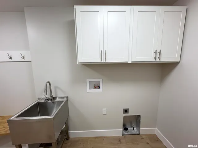 $275,000 | 1109 Lawson Street, Washington, IL 61571