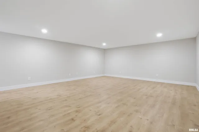 $275,000 | 1109 Lawson Street, Washington, IL 61571