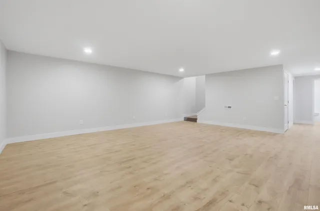 $275,000 | 1109 Lawson Street, Washington, IL 61571