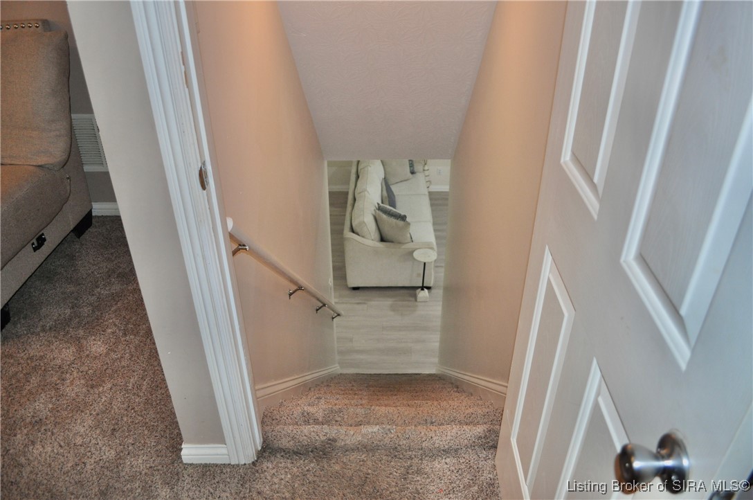 5517 Raintree Ridge Jeffersonville, IN 47130 - Photo 38 of 48 Gallery Image 38