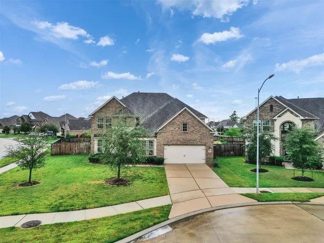 $635,000 | 6110 Cottage Grove Court, Sugar Land, TX 77479