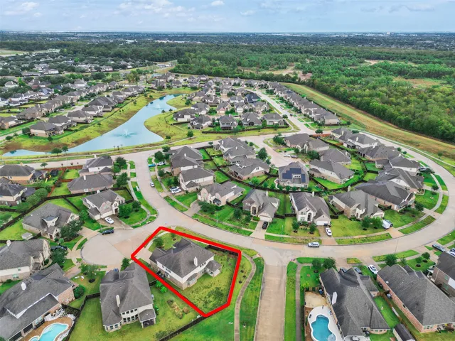 $635,000 | 6110 Cottage Grove Court, Sugar Land, TX 77479