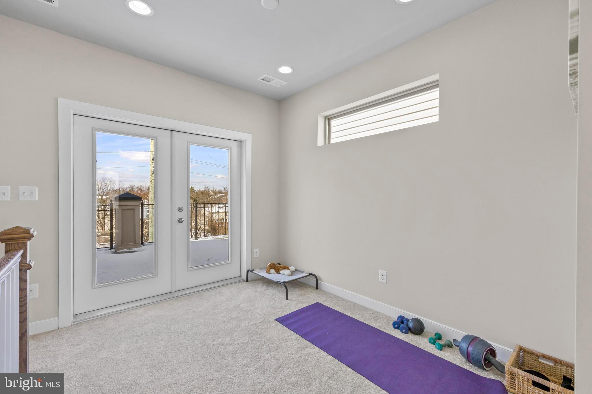 14247 Travilah Road Rockville, MD 20850 - Photo 61 of 100 Yoga / Fitness / Pilates