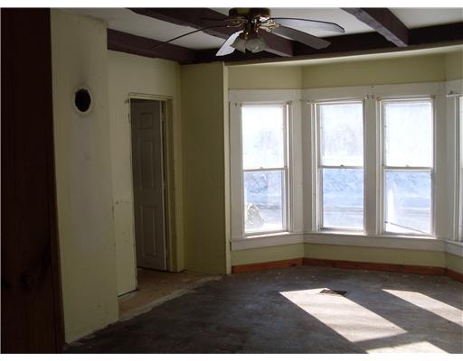 376 Norridgewock Road Fairfield, ME 04937 - Photo 4 of 15 Living Room.