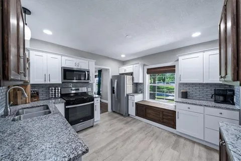$260,000 | 1502 East 135th Street, Grandview, MO 64030