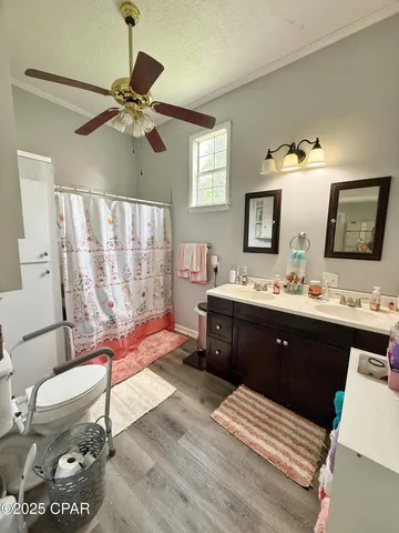 $260,000 | 5382 10th Street, Malone, FL 32445