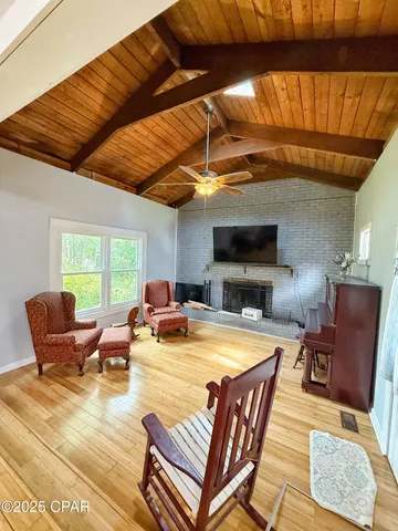 $260,000 | 5382 10th Street, Malone, FL 32445