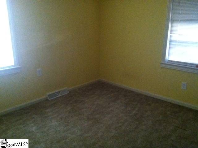 234 Pearson Road Easley, SC 29642 - Photo 7 of 10 Gallery Image 7