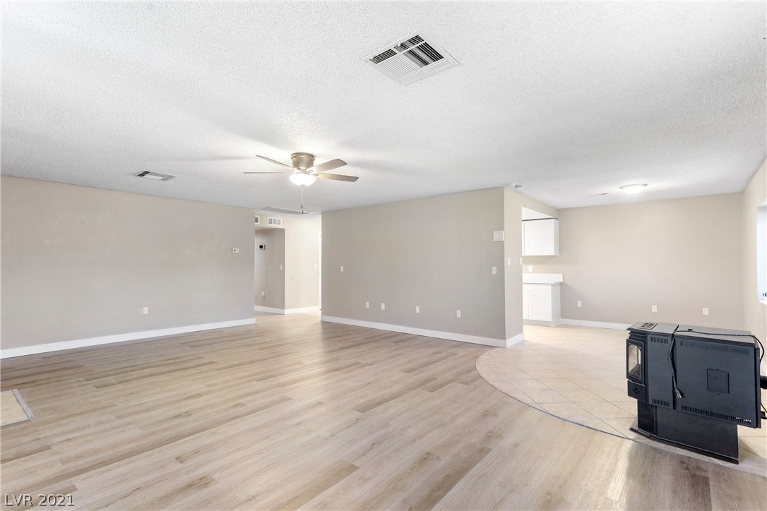 1301 West Wilson Road Pahrump, NV 89048 - Photo 5 of 31 Gallery Image 5