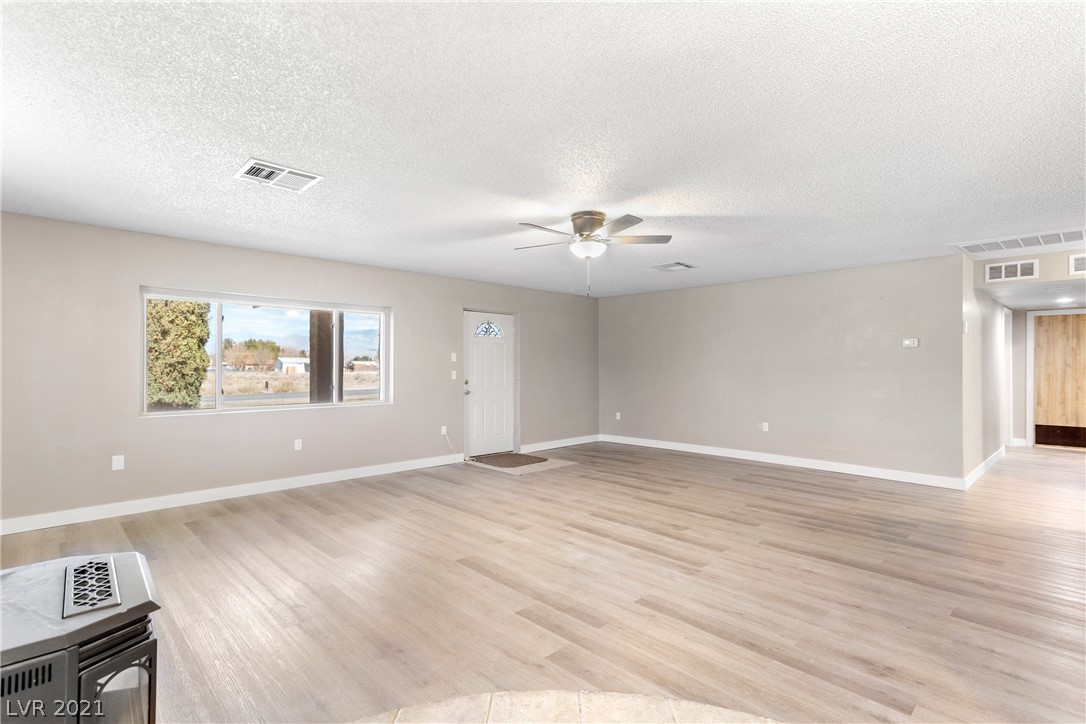 1301 West Wilson Road Pahrump, NV 89048 - Photo 6 of 31 Gallery Image 6