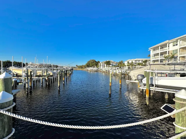 $200,000 | 0 Bay Colony Drive South, Unit SLIP #14, Juno Beach, FL 33408