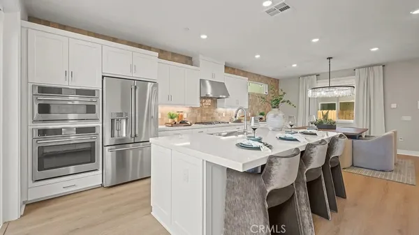 $828,629 | 27393 Fox Den Place, Newhall, CA 91381