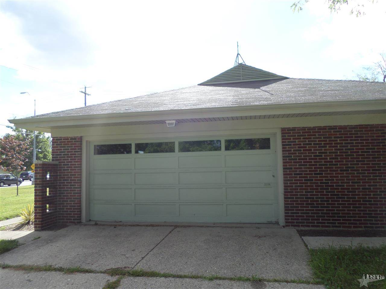 4835 Stellhorn Road Fort Wayne, IN 46835 - Photo 4 of 21 Gallery Image 4