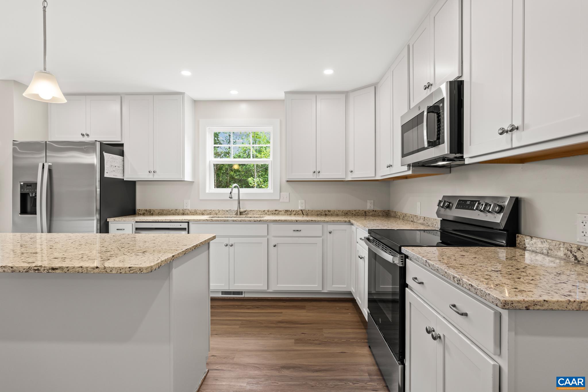 258 Palmer Place Ruckersville, VA 22968 - Photo 12 of 40