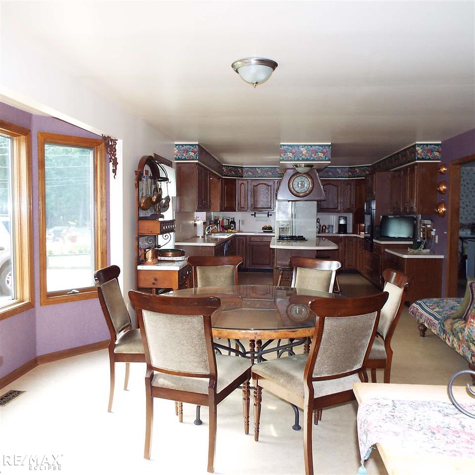38920 Westchester Road Sterling Heights, MI 48310 - Photo 11 of 27 31298575-10.JPG