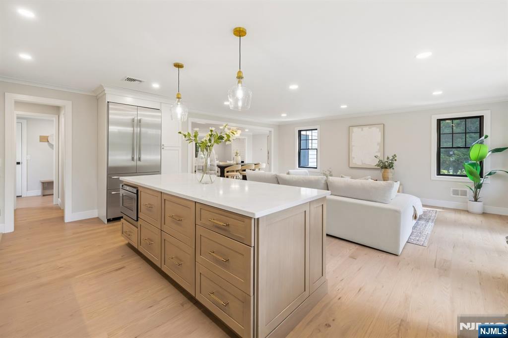 220 Orchard Place Ridgewood, NJ 07450 - Photo 17 of 41 Gallery Image 17