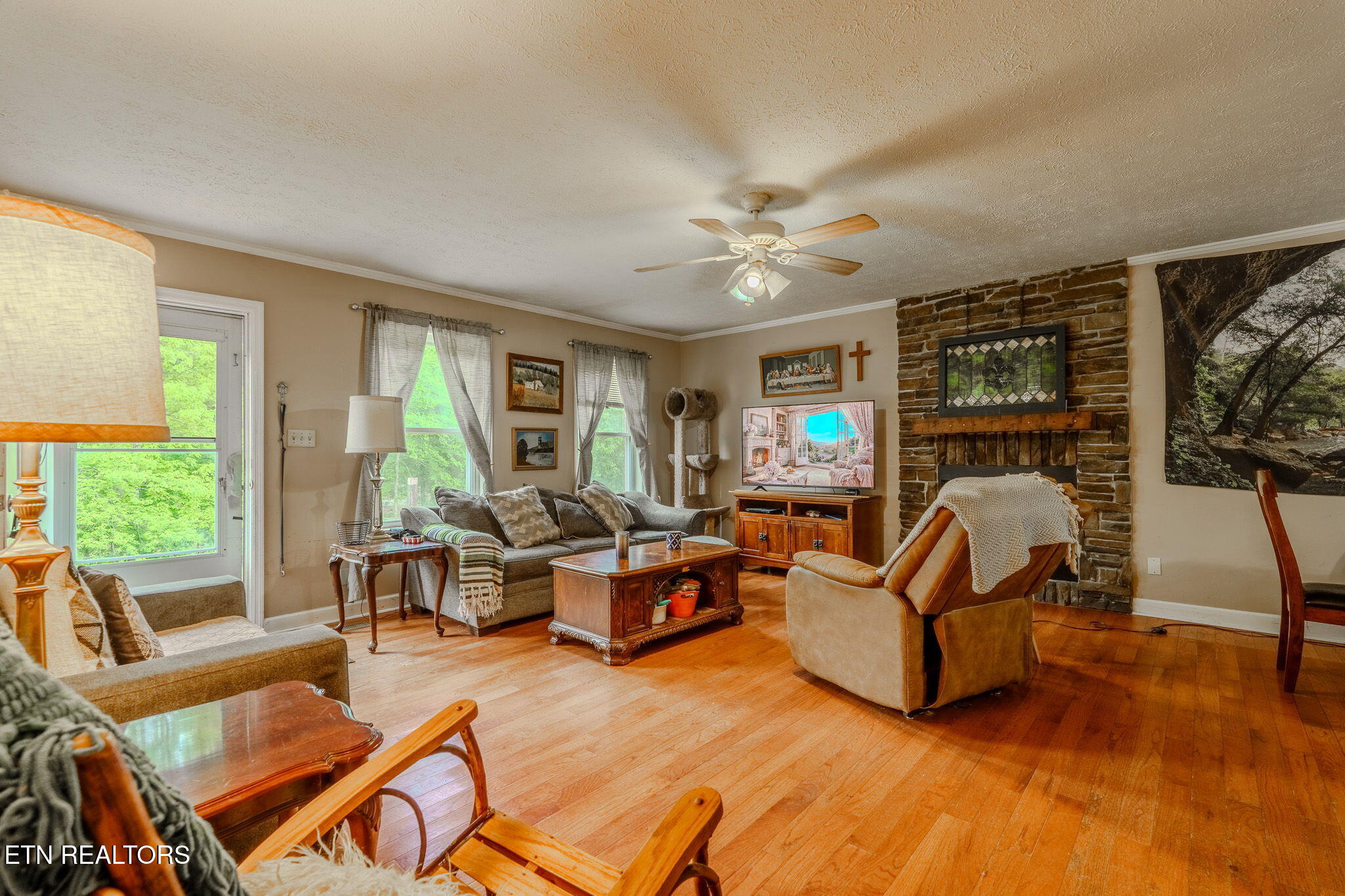 298 Brock Road Maynardville, TN 37807 - Photo 5 of 41 9-web-or-mls-_DSC0651-HDR