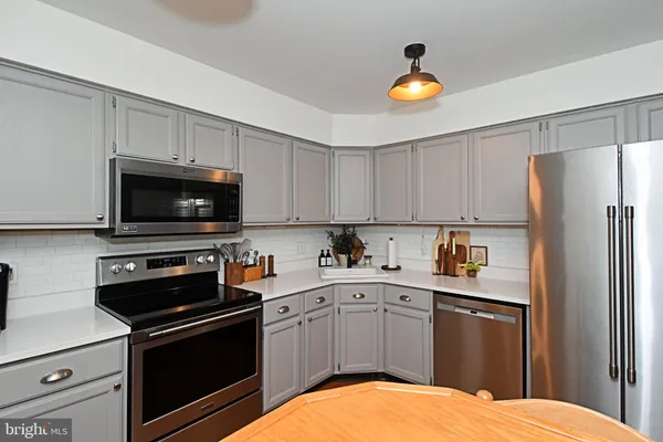 $424,900 | 201 Essex Court, Lansdale, PA 19446
