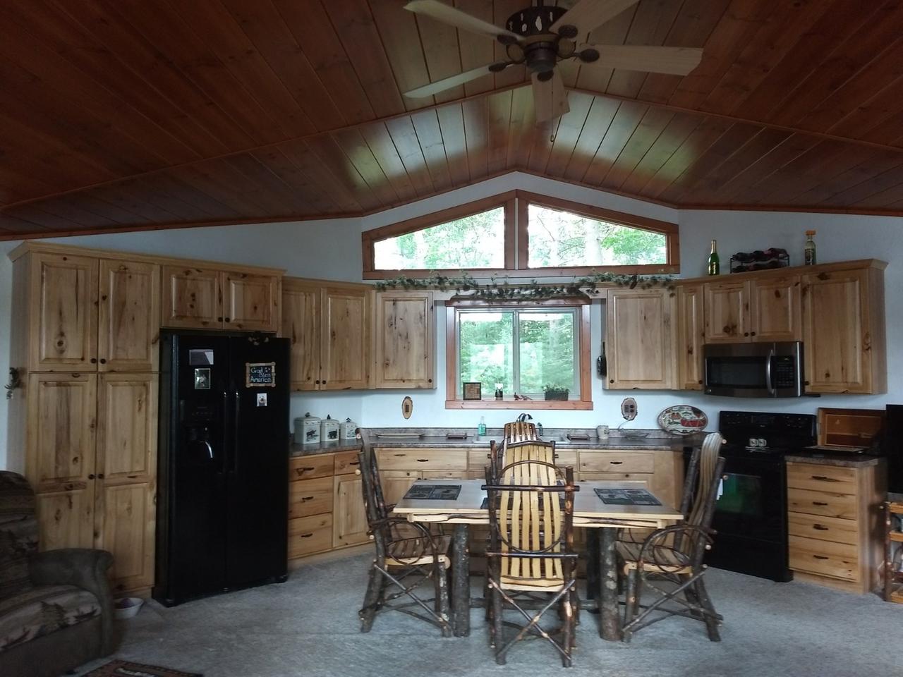 W7555 Valley Road Tomahawk, WI 54487 - Photo 4 of 25 Gallery Image 4