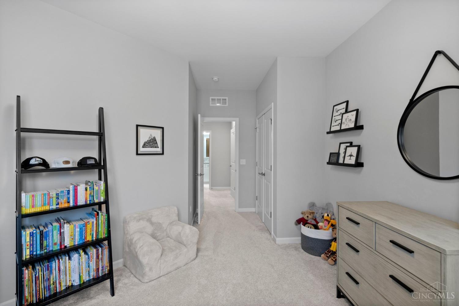 3640 Brotherton Road Cincinnati, OH 45209 - Photo 28 of 40