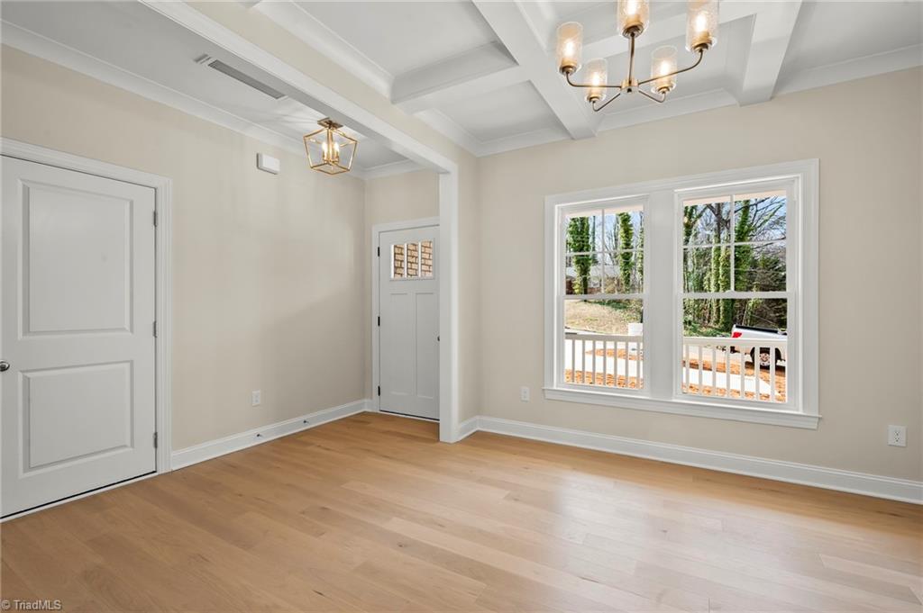 559 Alpine Road Winston-Salem, NC 27104 - Photo 3 of 24