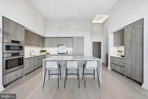 $1,735,000 | 1201 North Royal Street, Unit 105, Alexandria, VA 22314