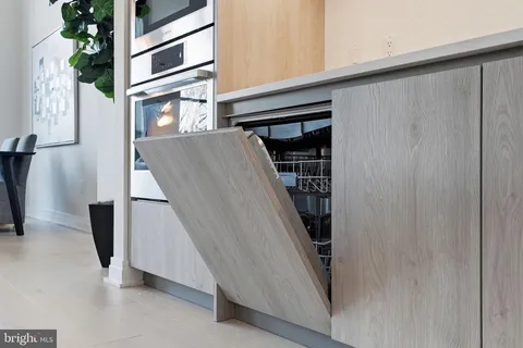 $1,735,000 | 1201 North Royal Street, Unit 105, Alexandria, VA 22314