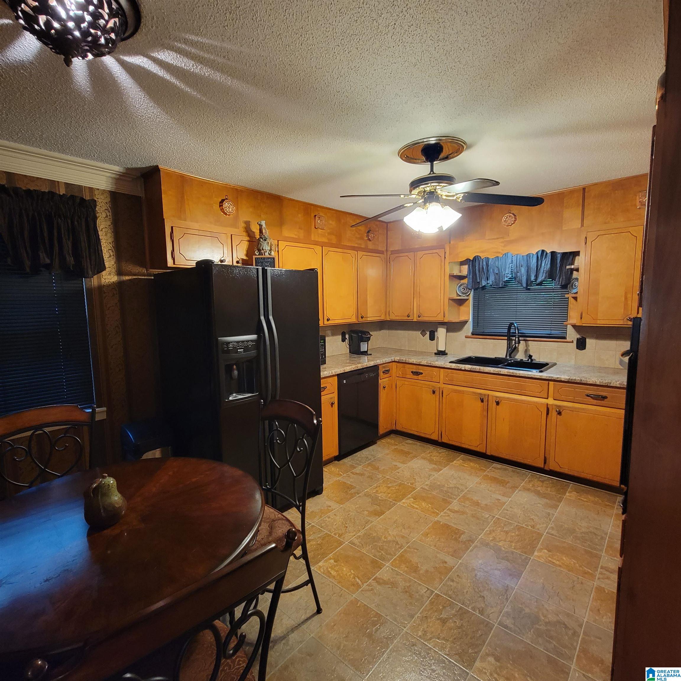 6705 Seminole Circle Fairfield, AL 35064 - Photo 9 of 43
