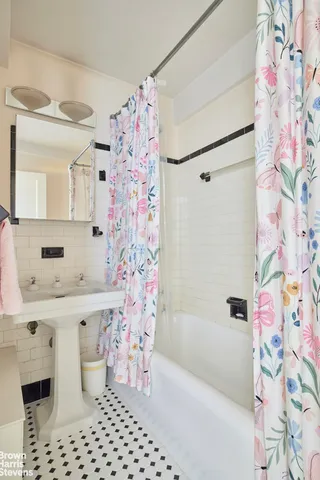 $1,995,000 | 205 East 78th Street, Unit 15GH | Upper East Side