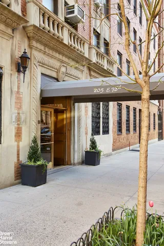 $1,995,000 | 205 East 78th Street, Unit 15GH | Upper East Side