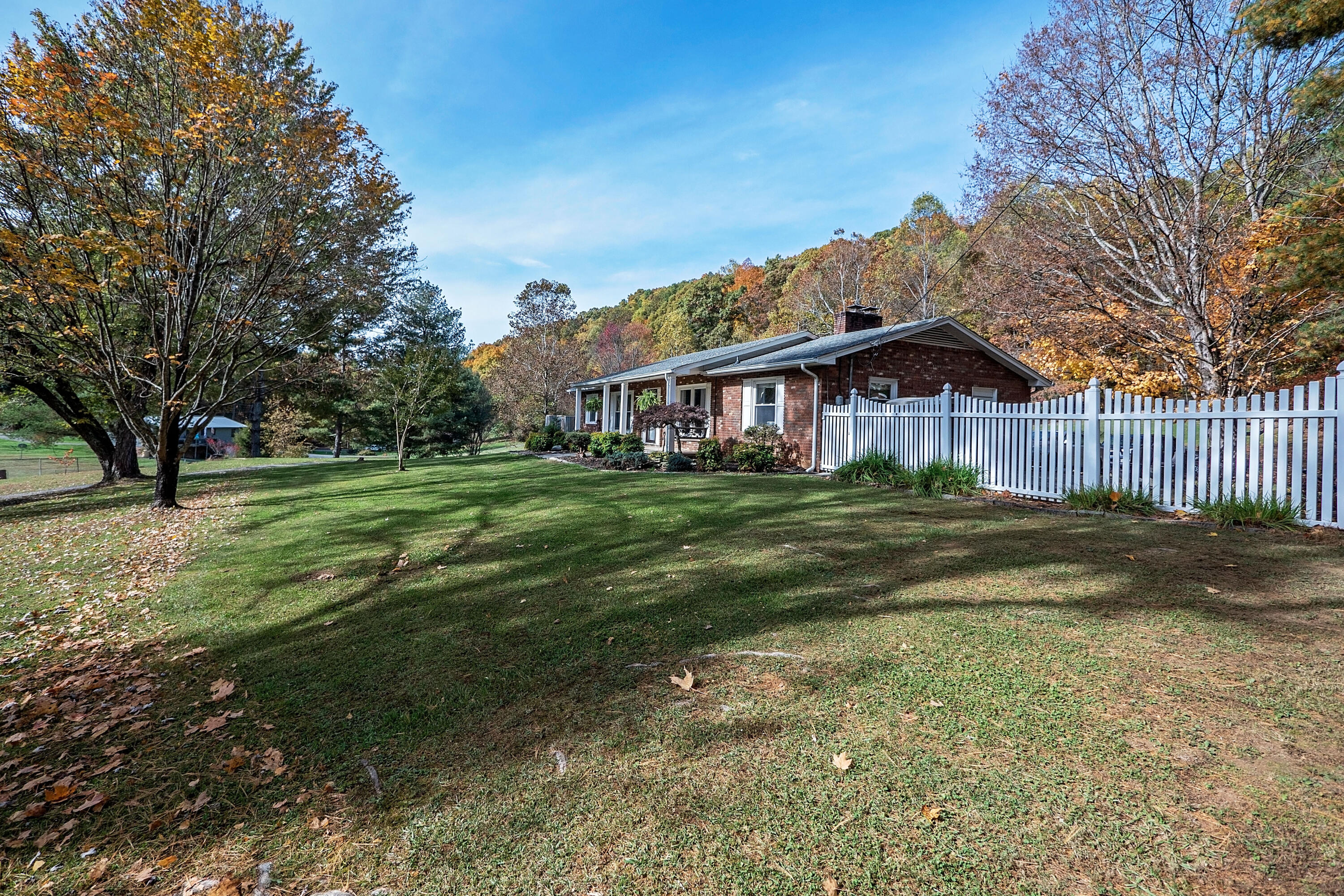 424 Poplar Grove Road Kingsport, TN 37664 - Photo 11 of 62 P1550457