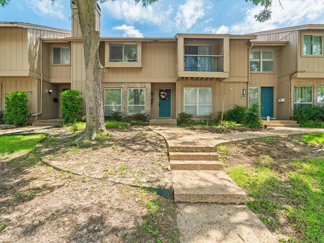 $195,000 | 11926 Leisure Drive, Dallas, TX 75243