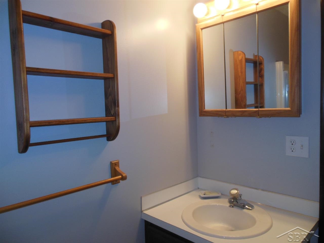 525 South Iva Road Hemlock, MI 48626 - Photo 9 of 15 31209183-8.JPG